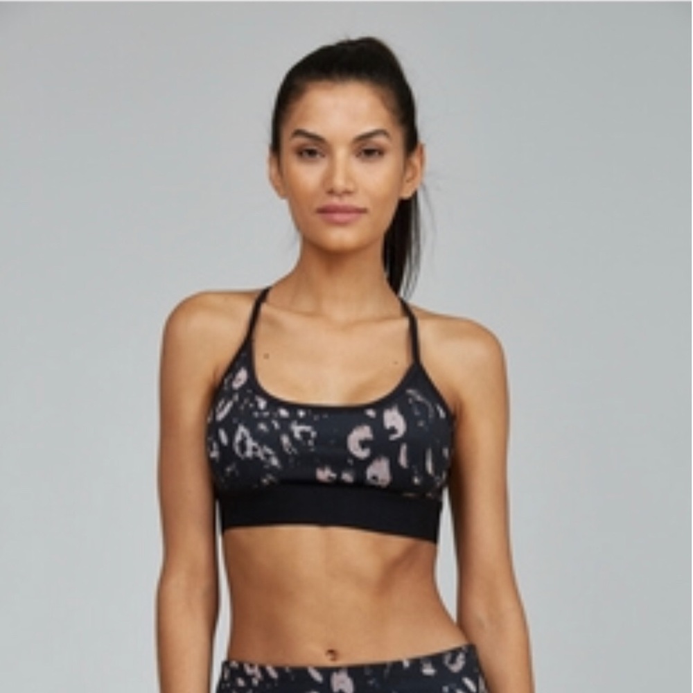 Studio Bra